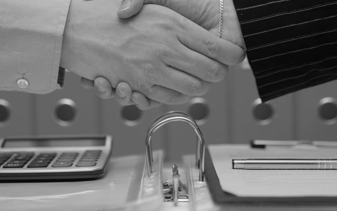 Najczęstsze błędy w obszarze kadr i płac – jak ich uniknąć?