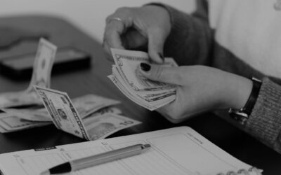Jak rozliczać pracowników i prowadzić kadry w firmie?